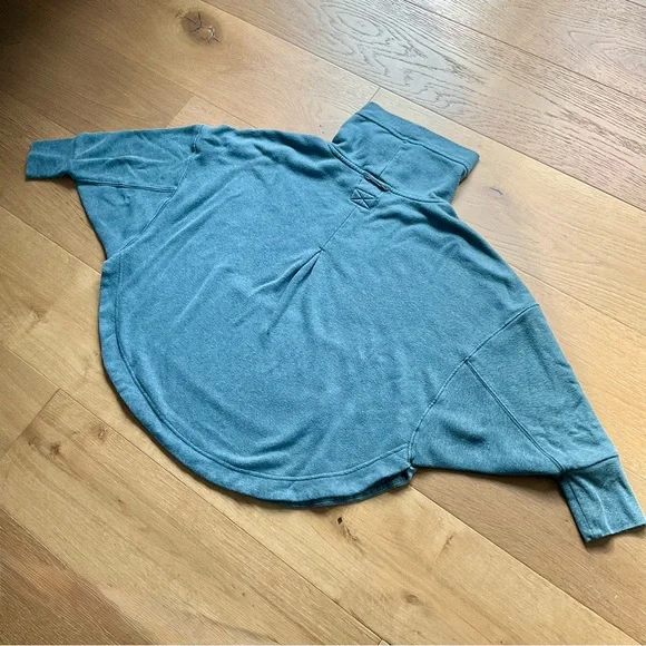 Prana Cozy Up Poncho Sweatshirt Cowl Neck Gorpcore Grey Blue Women's XS VGUC - Picture 6 of 11